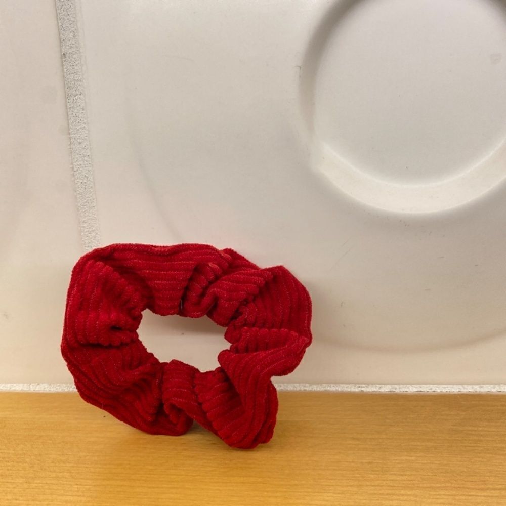 1379 Set of 7 Scrunchies Different Colors CorduroyNWT - Picture 8 of 8